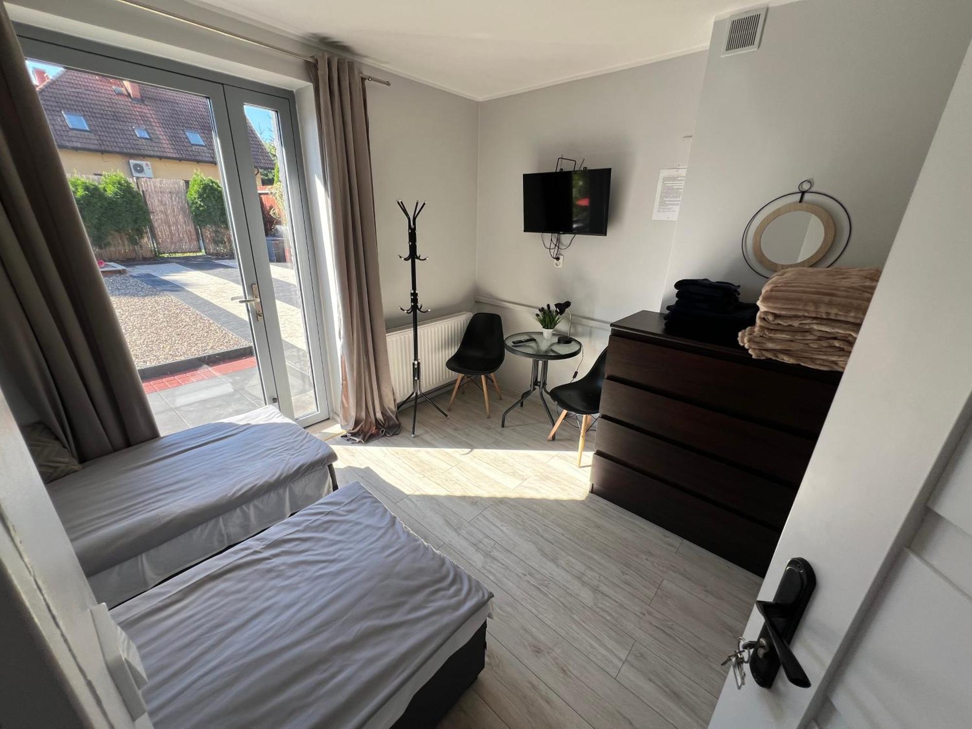 Aparthotel Przytulny Zakatek Zerniki Wroclawskie Esterno foto