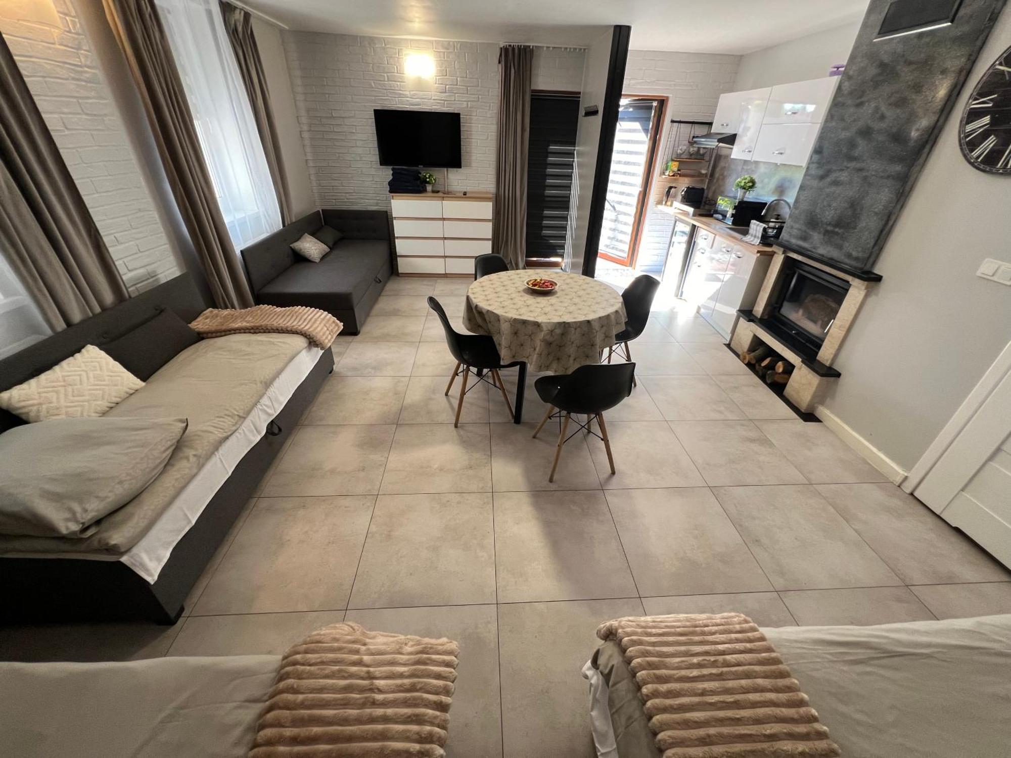 Aparthotel Przytulny Zakatek Zerniki Wroclawskie Esterno foto