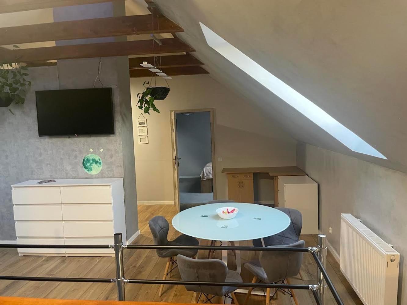 Aparthotel Przytulny Zakatek Zerniki Wroclawskie Esterno foto